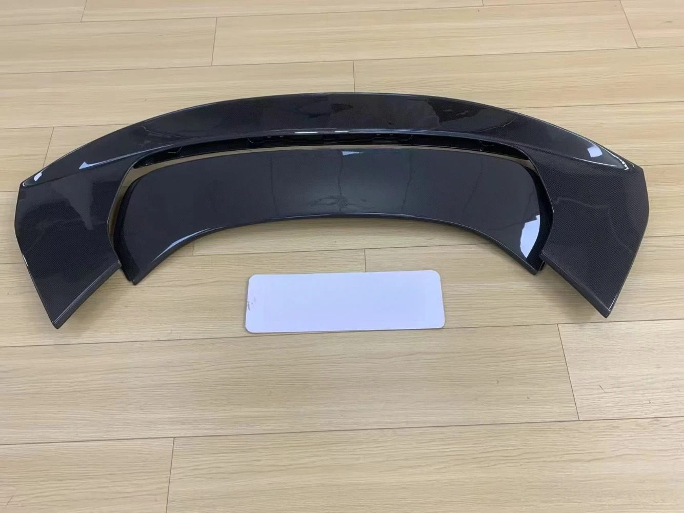 High Quality Fast Delivery Whole Sale Price Dry Carbon Fiber AF Rear Spoiler Body Kits for  SF90